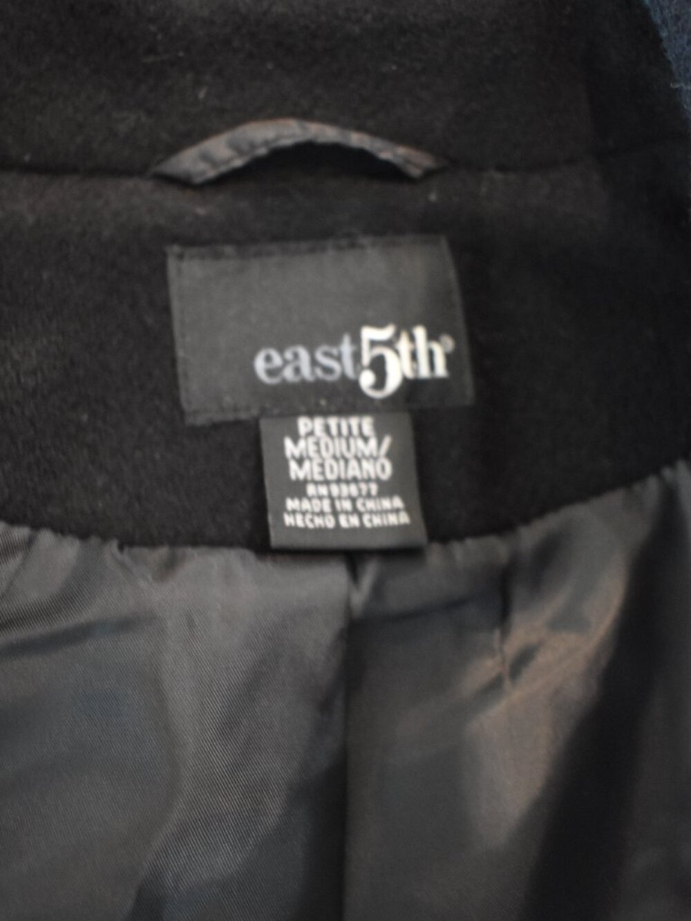 East 5th Women's Black Wool Blend Peacoat Jacket Petite Medium Classic Button - Picture 5 of 7